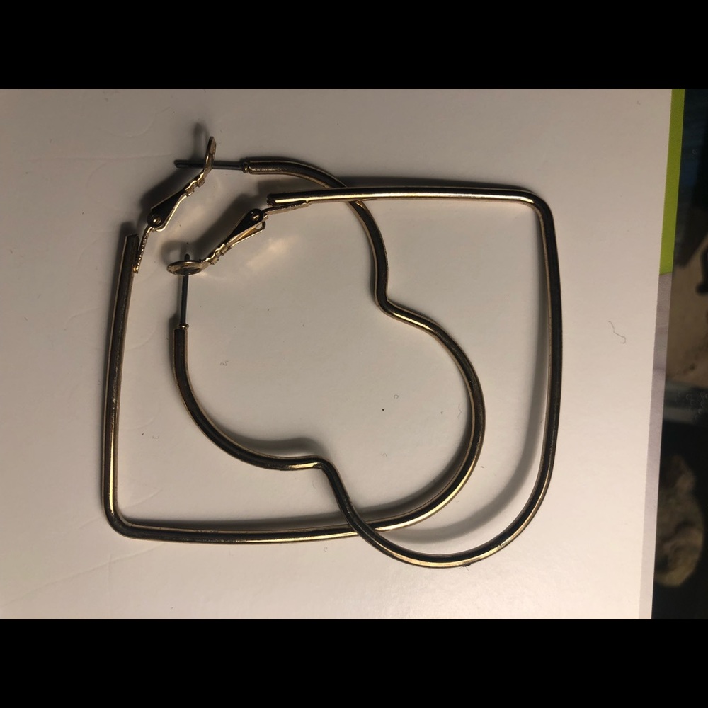 Earnings set